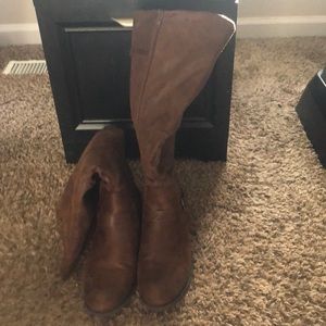 Brown boots